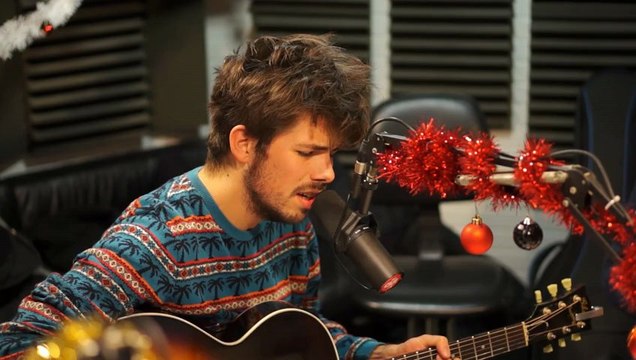 Revolver - Parallel Lives - Session Acoustique OÜI FM