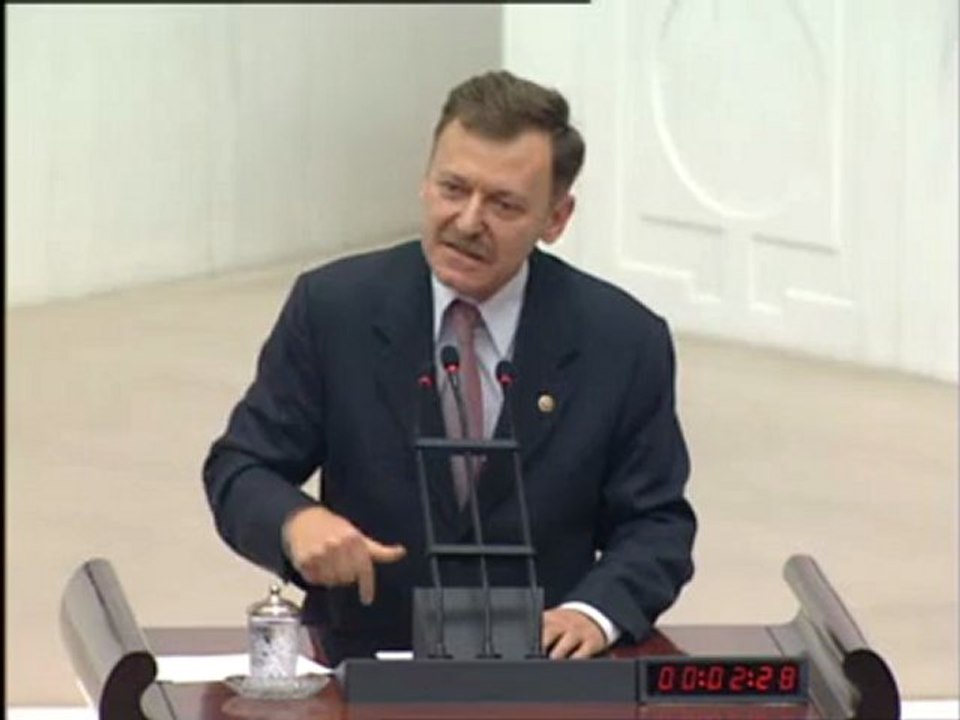 CHP Mersin Mileltvekili Prof.Dr. Aytuğ Atıcı 02.01.2012 tarihinde Kamu Özel Ortaklığı ile Sağlığın Satılmasını Verdiği Araştırma Önergesi İle TBMM Gündemine Getirdi.