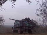 Syrian rebels battle to stifle Assad air power