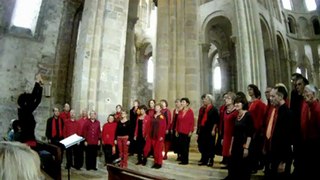 Choeur Battant à Conques 2012 Chant5 intermède des cloches