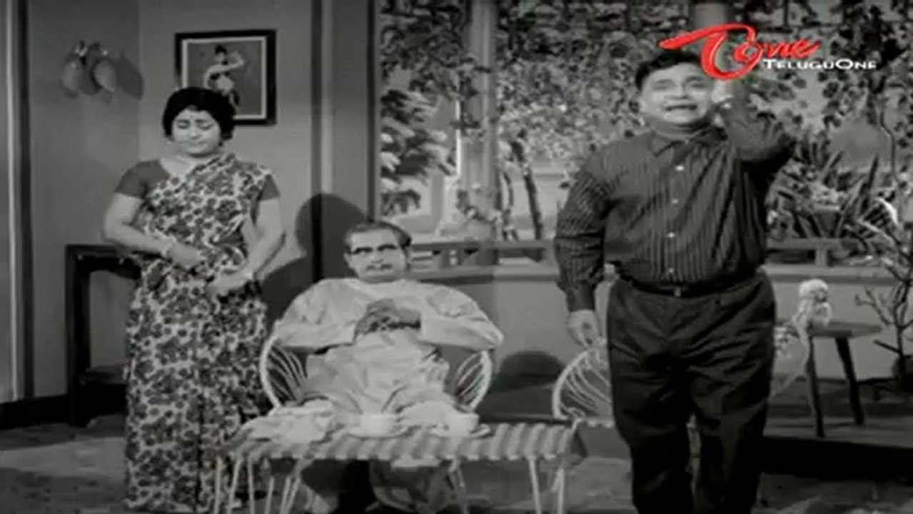 Telugu Comedy Scene Between Allu Ramalingaiah - Padmanabham