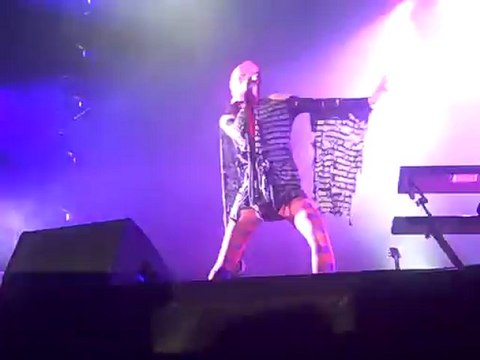 Yeah Yeah Yeahs at Osheaga 2009 (live): Heads Will Roll