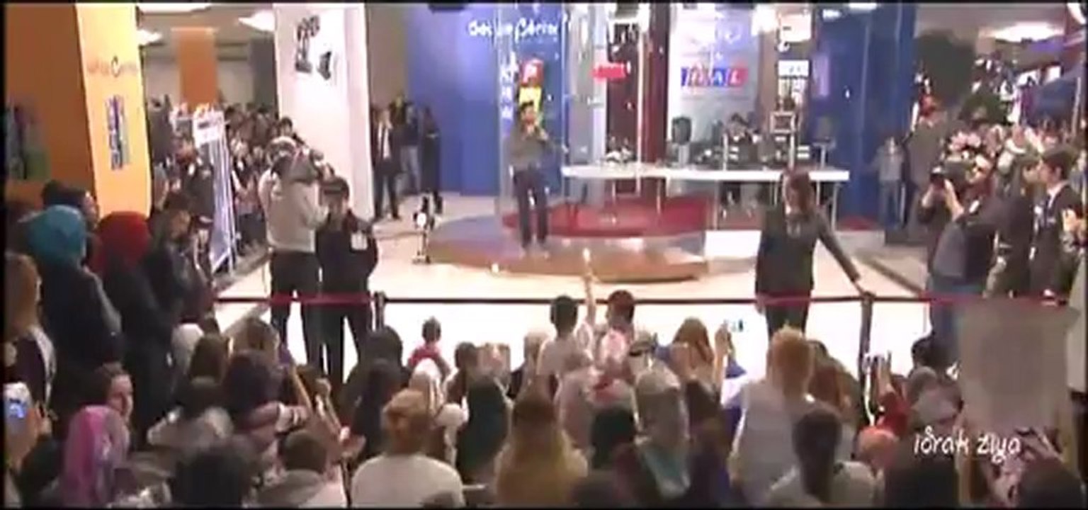 İsmail YK - Ya Senin Olurum / Mehmet'in Gezegeni (03.01.2013)