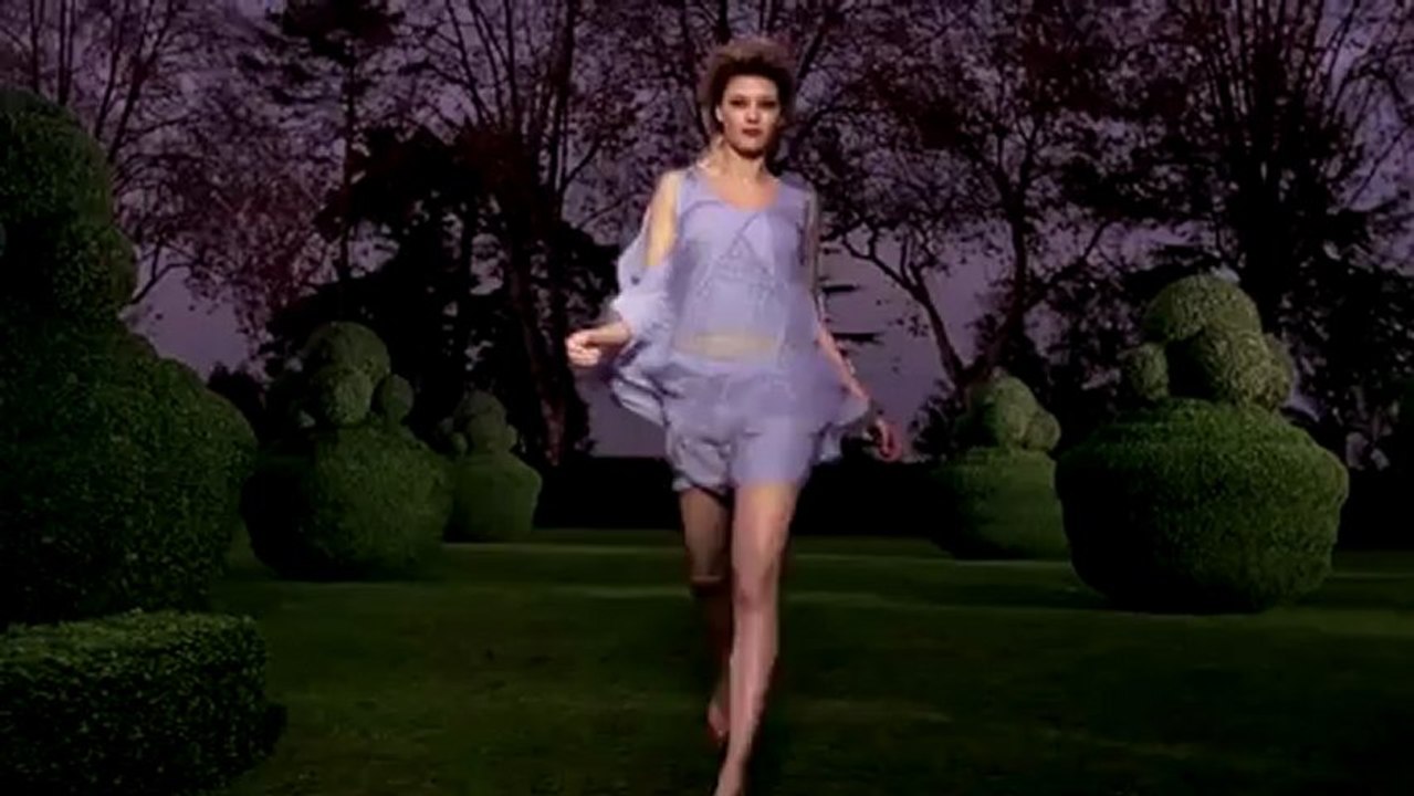 Diana Moldovan & Harvey Newton Haydon - Cacharel