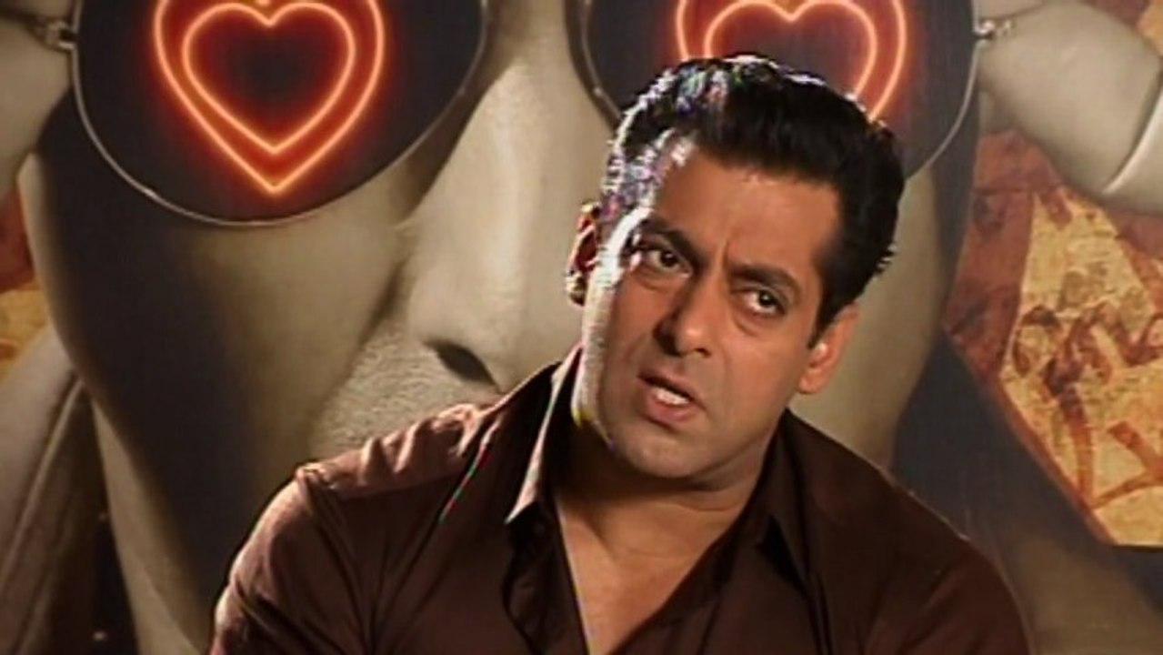 Pakistan Cricketers Are Salman Khan's Fans ! [HD]