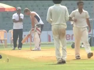 India vs England 2012, 2nd Test, Mumbai- England practice session.mp4