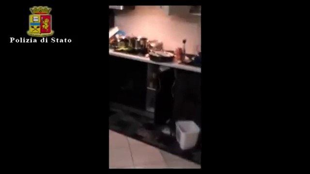 Napoli - Arrestato il boss Antonio Mennetta, capo dei Girati (04.01.13)