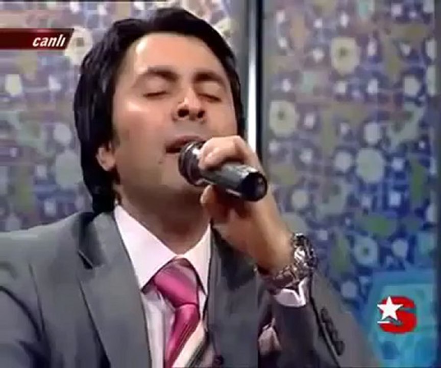 Abdurrahman Önül & Kerbelada - http://www.ilahidinle.be/