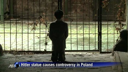 Hitler statue causes controversy in Warsaw
