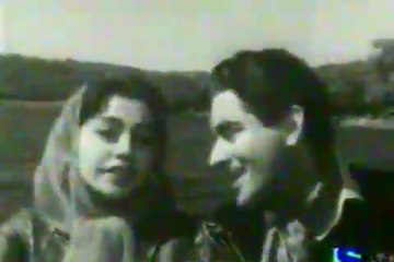 TALAT MEHMOOD n SUMAN - SUN LE MERI JAAN KEH RAHI ZUBAN PYAR KI DASTAN