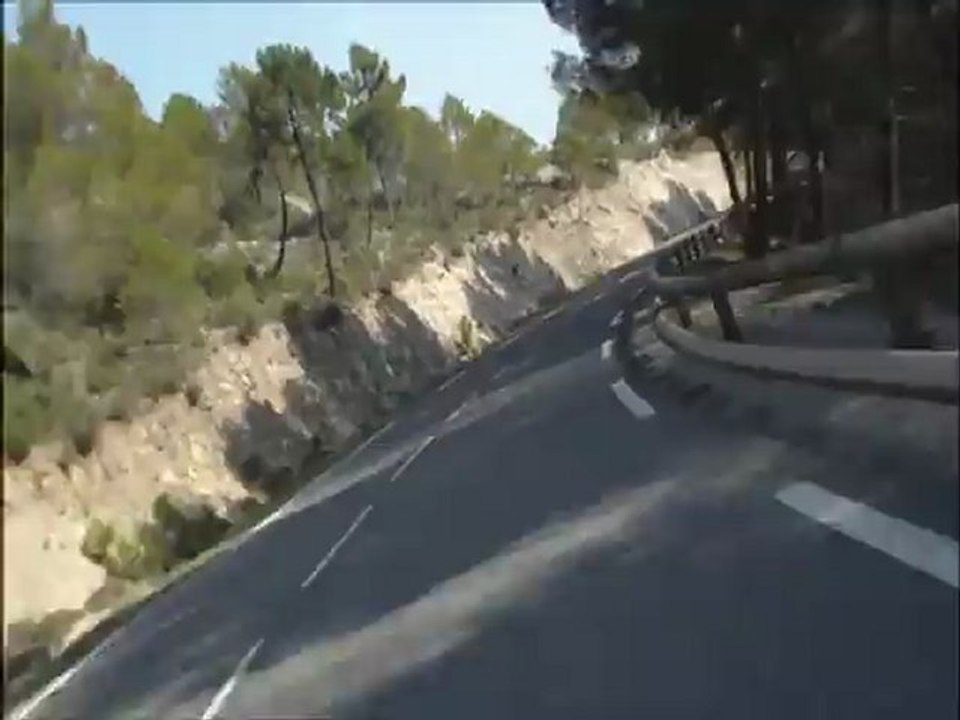 ballade 1 salernes aups villecroze (var) en moto