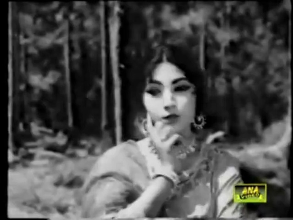 Tumhi ho Mehboob mere, main kyun na tumhen pyar karun