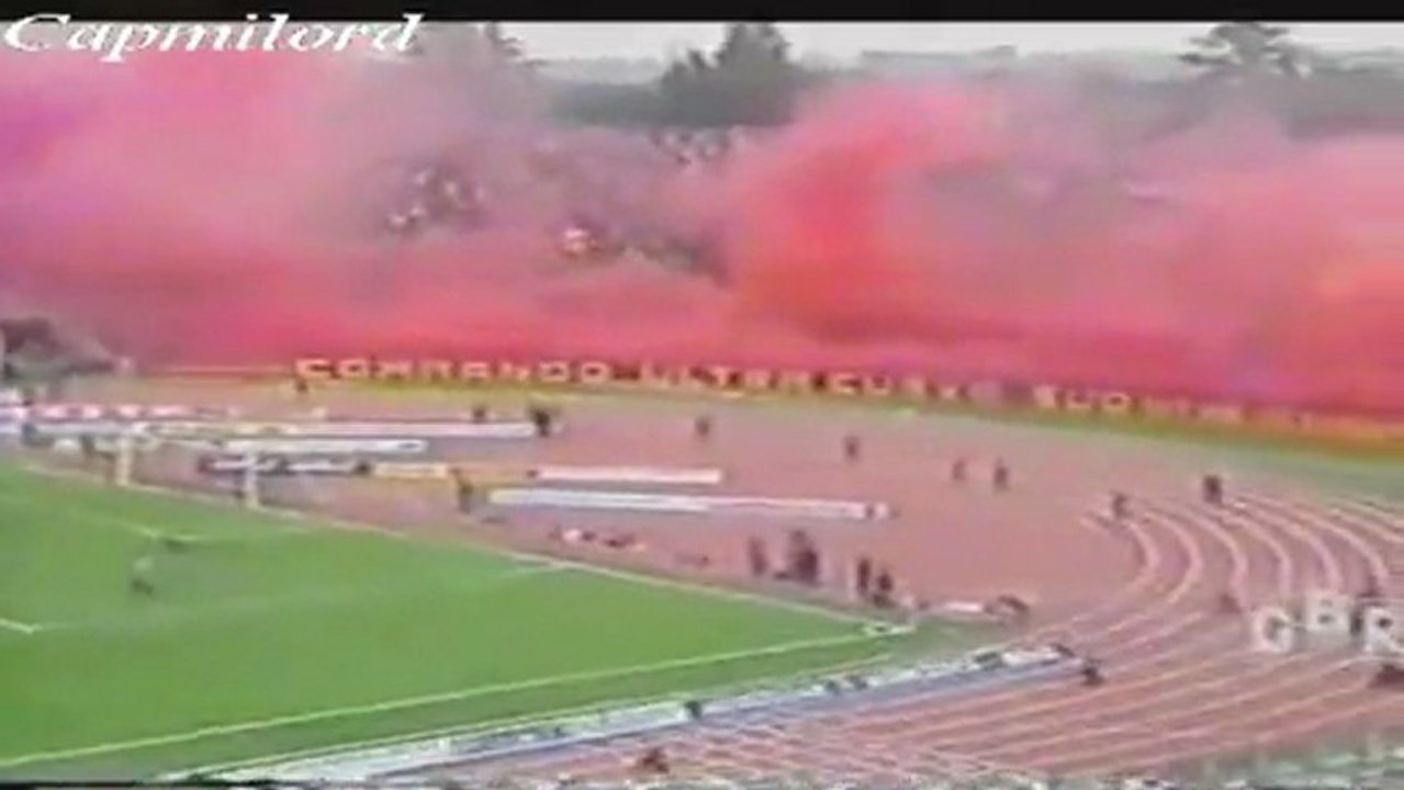 COREOGRAFIA ALLO STADIO OLIMPICO ROMA-Juventus del 30-11-1986