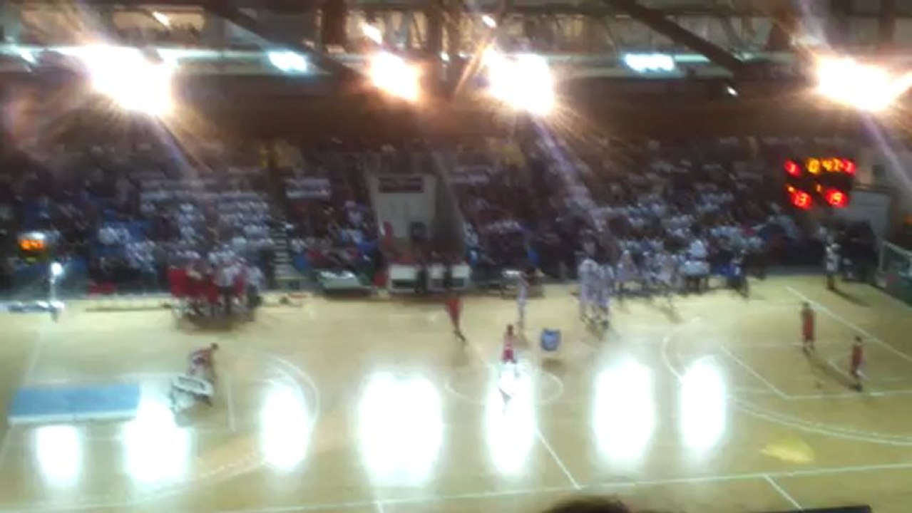 Crazy Dunkers au Pubeco Pevele Arena