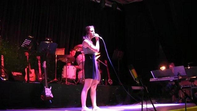 Deville les Rouen - College Jules Verne - Concert 2011- 005.MTS