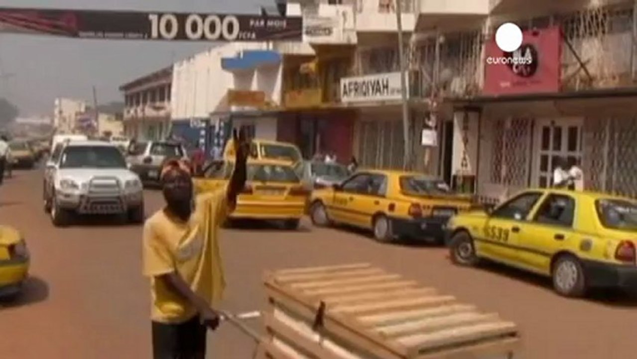 República Centroafricana: posiciones enfrentadas a dos...