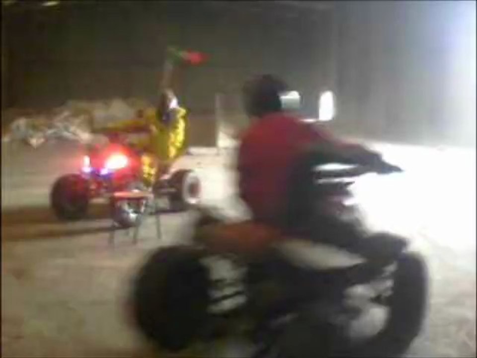 petit tour de magie de cesar en raptor lol