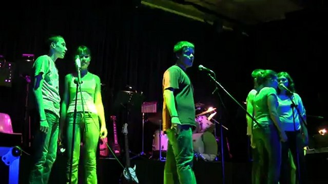 Deville les Rouen - College Jules Verne - Concert 2011- 006.MTS