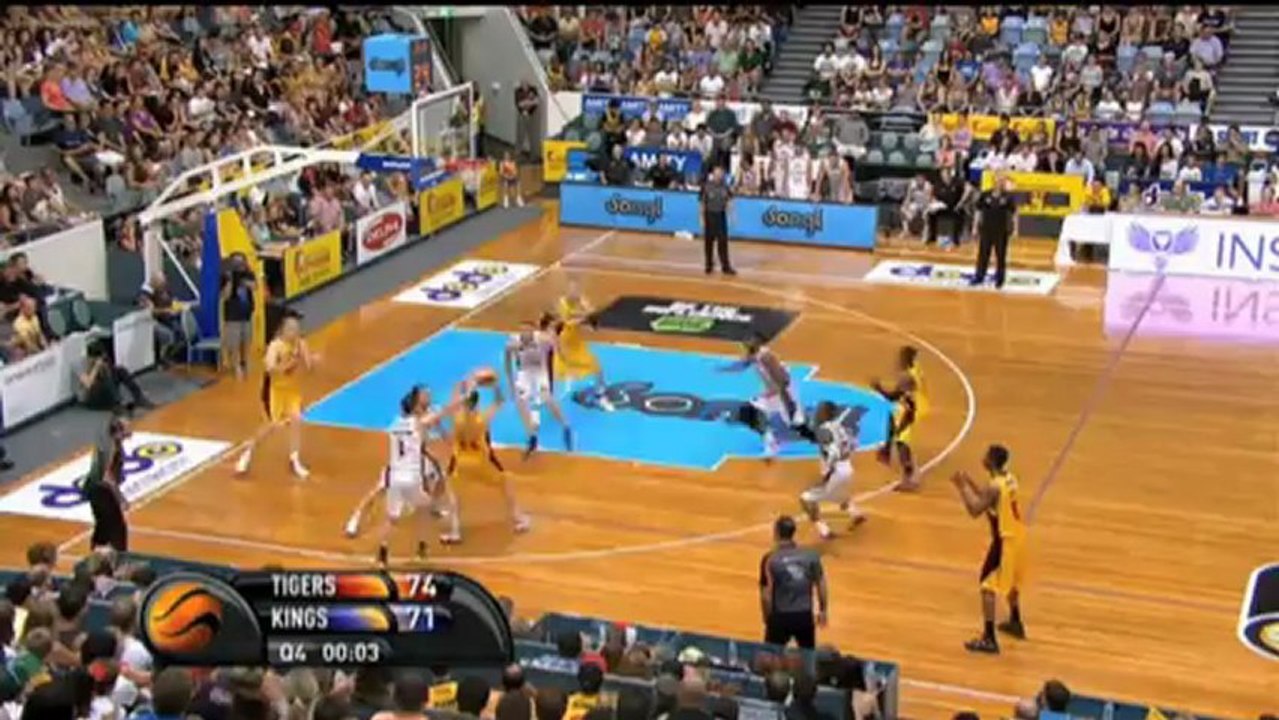 A-League: 5 Tore! Heart bezwingt Brisbane