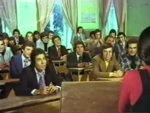 Hababam Sınıfı Sınıfta Kaldı - Kemal Sunal, Şener Şen _8 Perikizi.Net