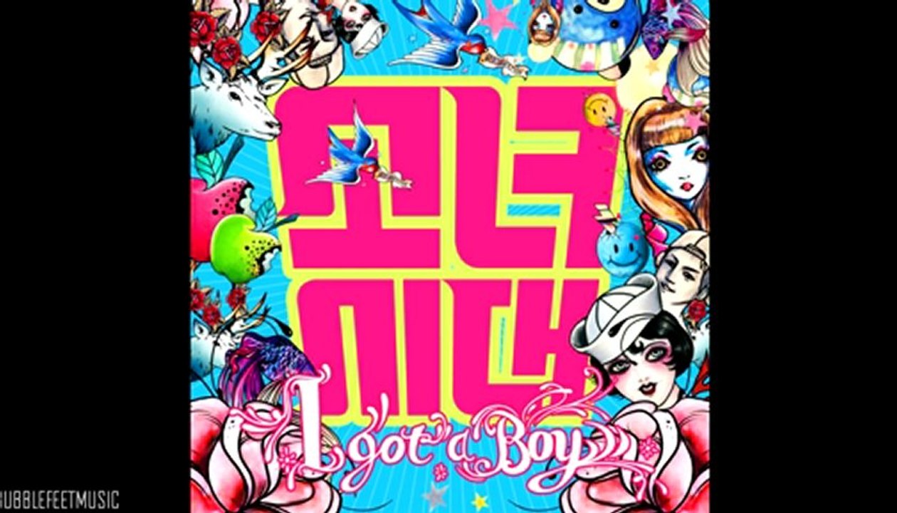 SNSD - Look At Me