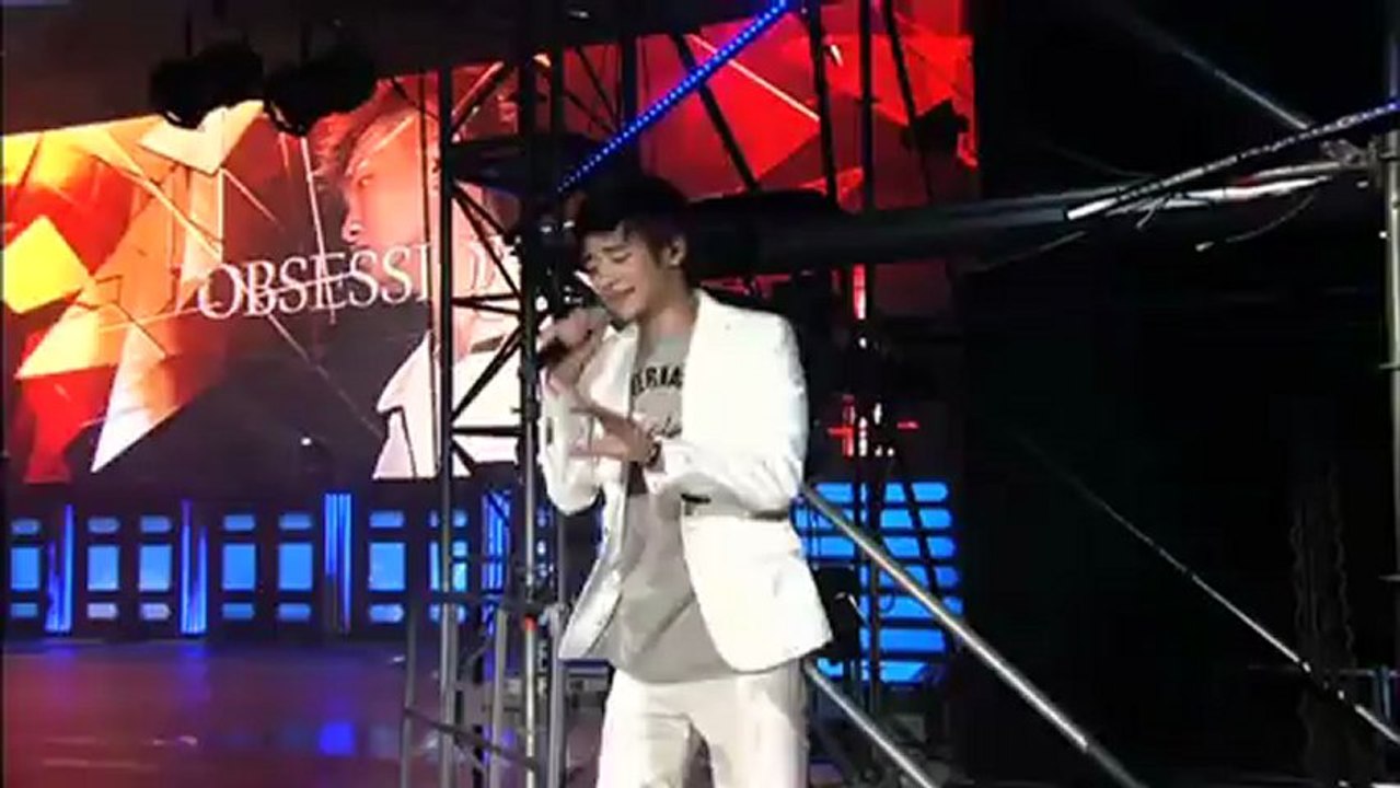 [Perf] Obsession - SHINee @ 1st Concert in Seoul DVD Disc 1