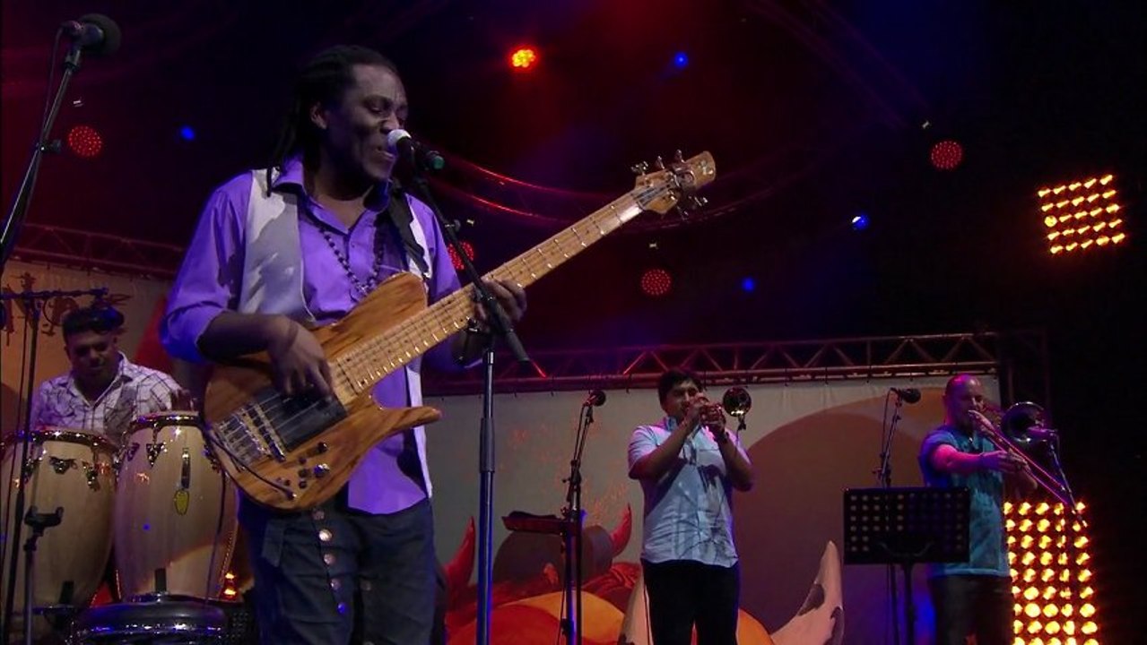Richard Bona Mandekan Cubano "Engingilaye" - Zycopolis Productions
