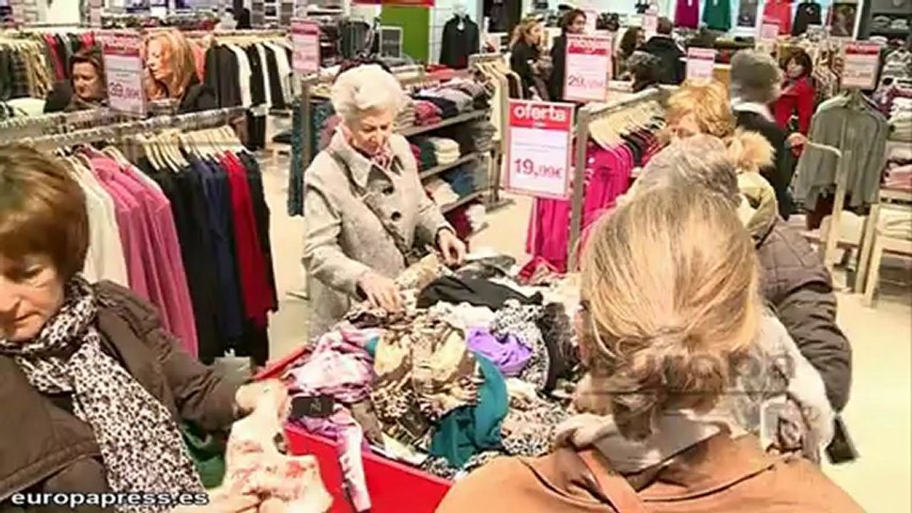 Comienzan las rebajas con "agresivos" descuentos