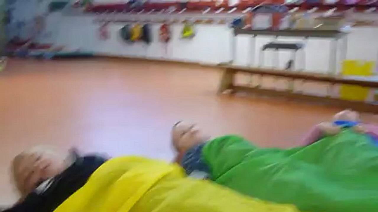 PARACHUTE