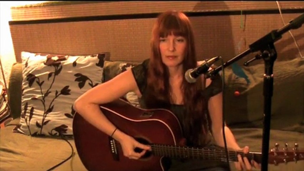 Wooden Chair - MaDeMoiSelle AnnA (Angus Stone cover)