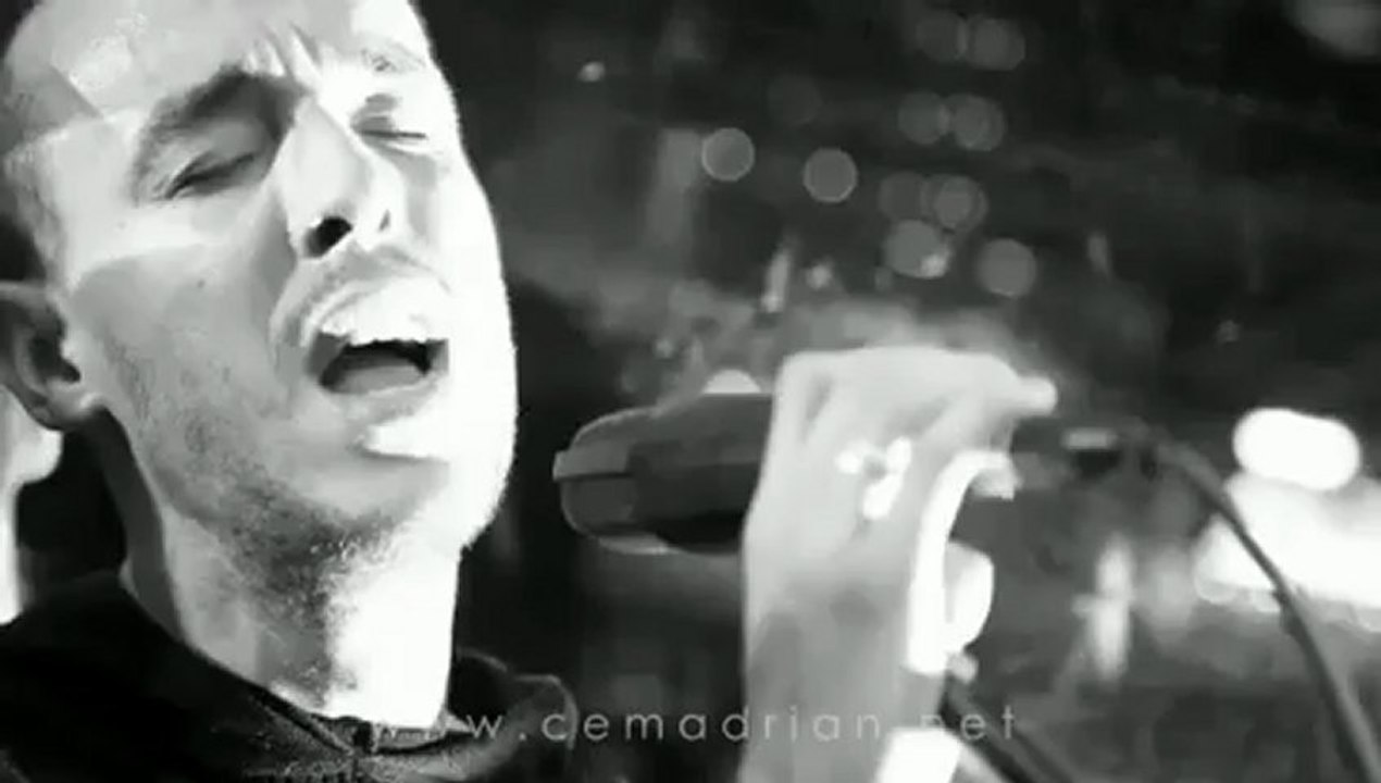 Cem Adrian & Murat Yılmazyıldırım - Kan Revan İçindeyim (Düet) - WwW.SeSLiEtKiN.CoM SESLİETKİN ......SesliEtkin