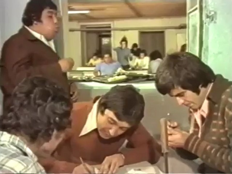 Hababam Sınıfı Sınıfta Kaldı - Kemal Sunal, Şener Şen _2 OyunBiti.Com