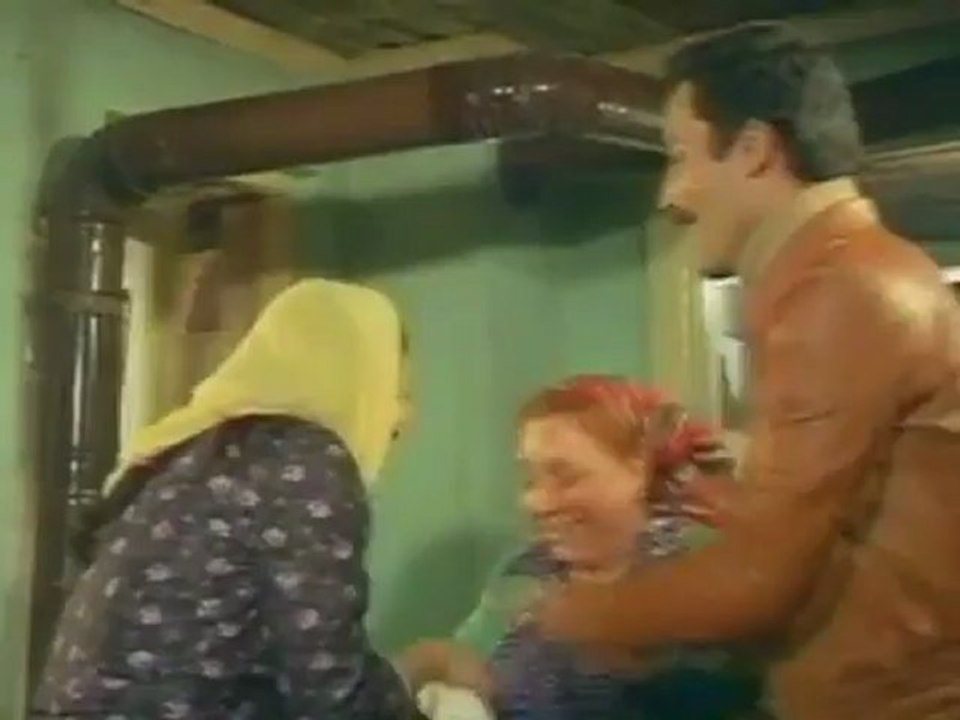 Sultan  Türkan Soray, Bulut Aras, Sener Sen (Full Film)_4 OyunBiti.Com