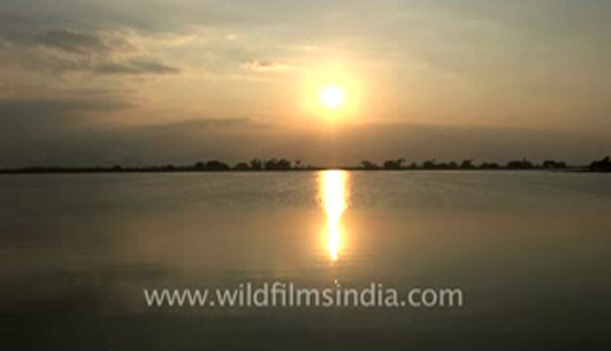 Kodaikanal-4-sunset.flv