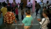Mizoram-largest family-Children dancing-2.flv