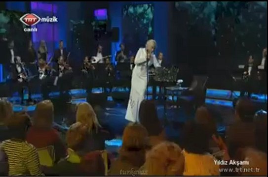 Muazzez Ersoy Bir fincan kahve olsam