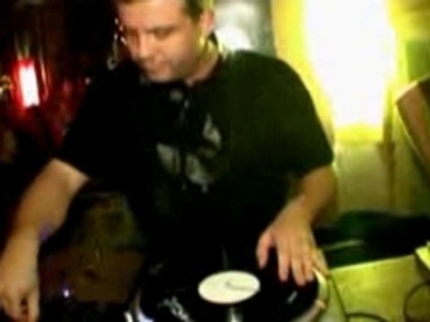 Birdy Nam Nam - Abesses