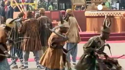 Gana Devlet Başkanı Mahama göreve başladı