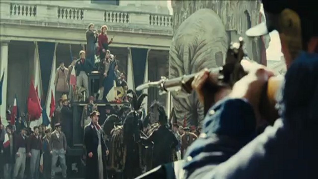 Les Miserables - Exclusive Interview With Amanda Seyfried, Eddie Redmayne And Samantha Barks