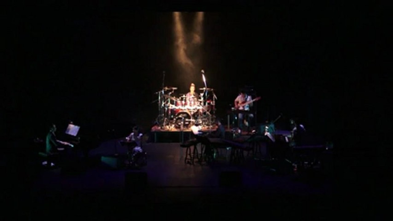 Lawrence Drum Solo