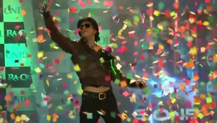 Shahrukh Khan Voted As The Most Admired Person In Entertainment ![HD]