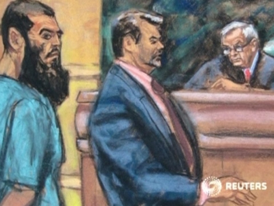 Pakistani man pleads not guilty to bomb plot