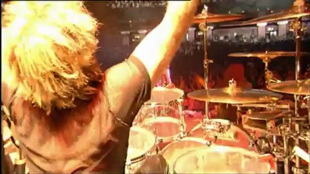 Alice Cooper - School's Out (Brutally Live)