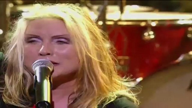 Blondie - Heart Of Glass (From Blondie Live)