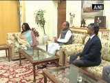 Ashok Gehlot meets Teena Ambani.mp4
