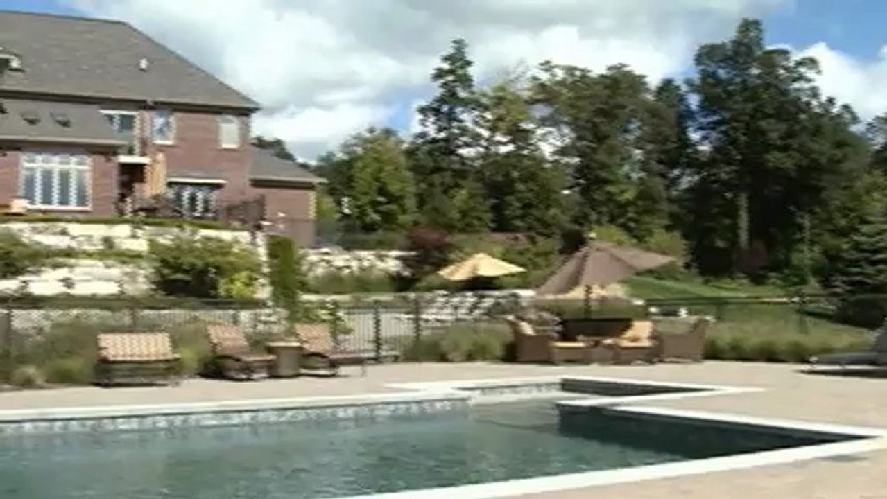 Rock Wall Birmingham MI | Landscape Gardens | Retaining Wall