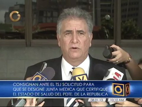 Consignan solicitud ante el TSJ para designación de junta médica que evalúe al presidente Chávez