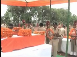 Homage offered to soldier killed in Kanker Maoist attack.mp4