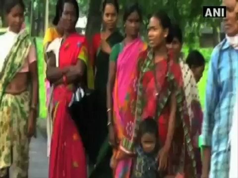 Maoist fear drives locals to migrate to safer havens.mp4