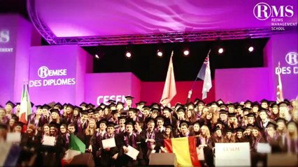 La cérémonie de remise des diplômes 2012 de RMS